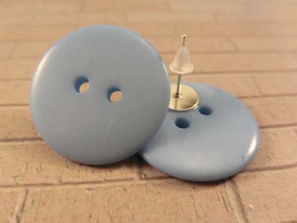 Einfache Kunststoff Knopf Ohrstecker Button blau